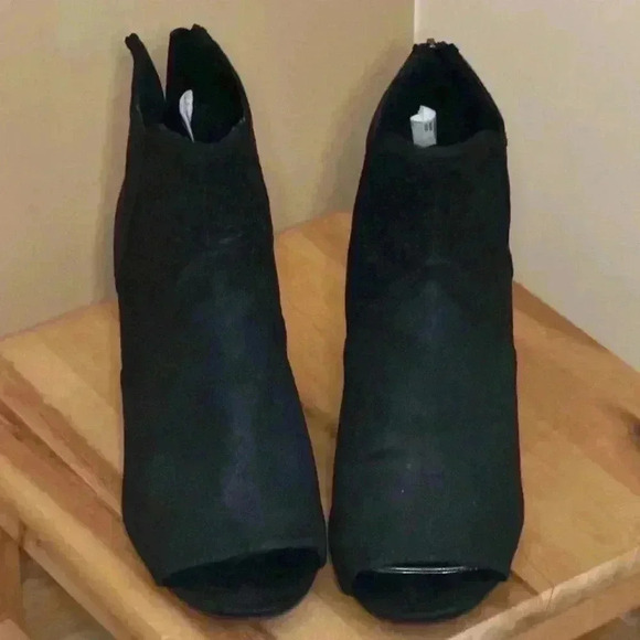 American Eagle Peep toe leather boots with geometric upper design - Size 11 - Picture 2 of 9